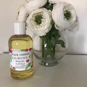 Ancient cosmetics black cherry almond